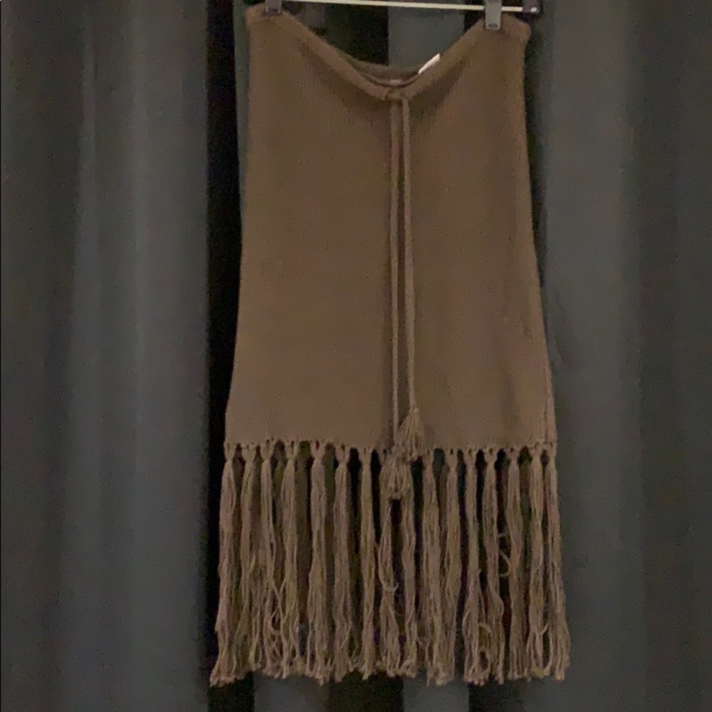 Super sexy low waisted skirt with fringe